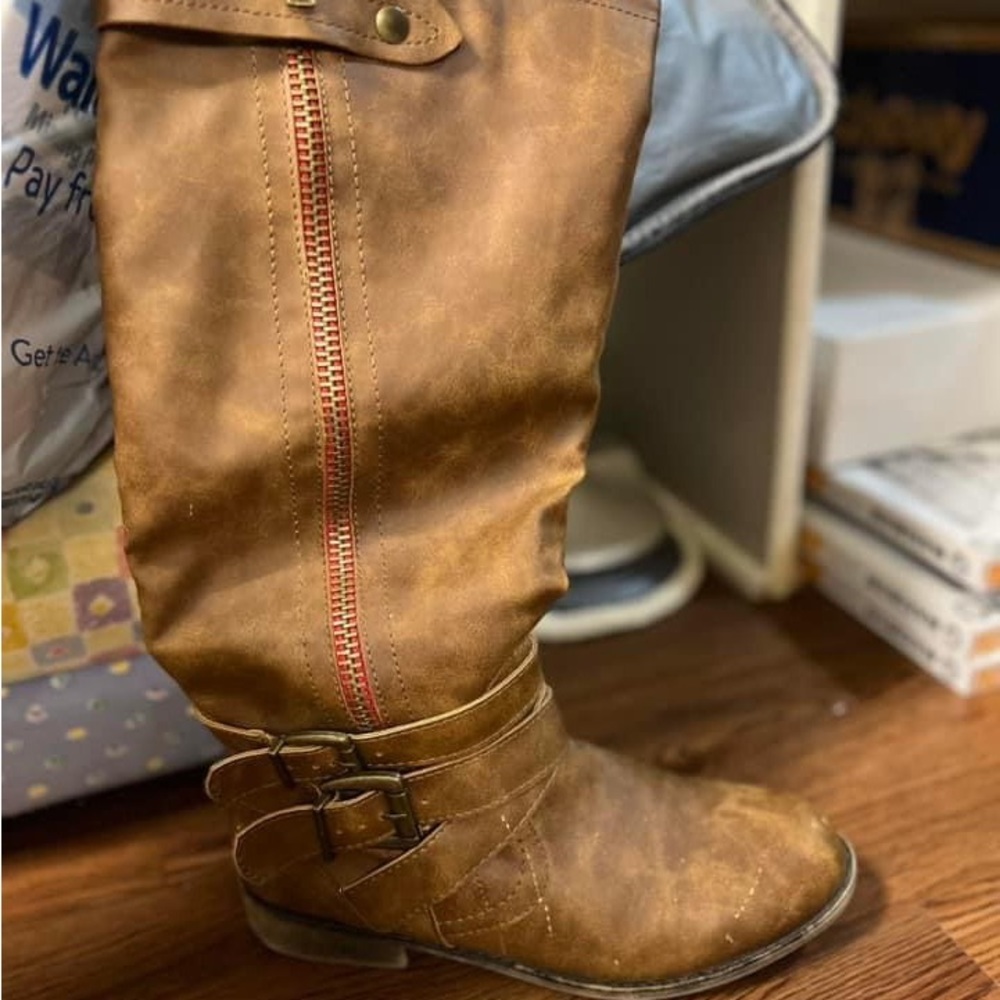 Brown boots